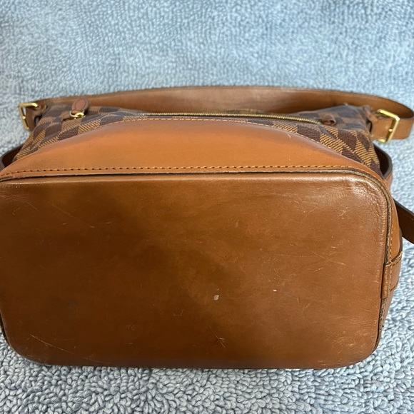 Authentic 🔐 Louis Vuitton Diane Damier Ebene 2014 - Picture 8 of 14